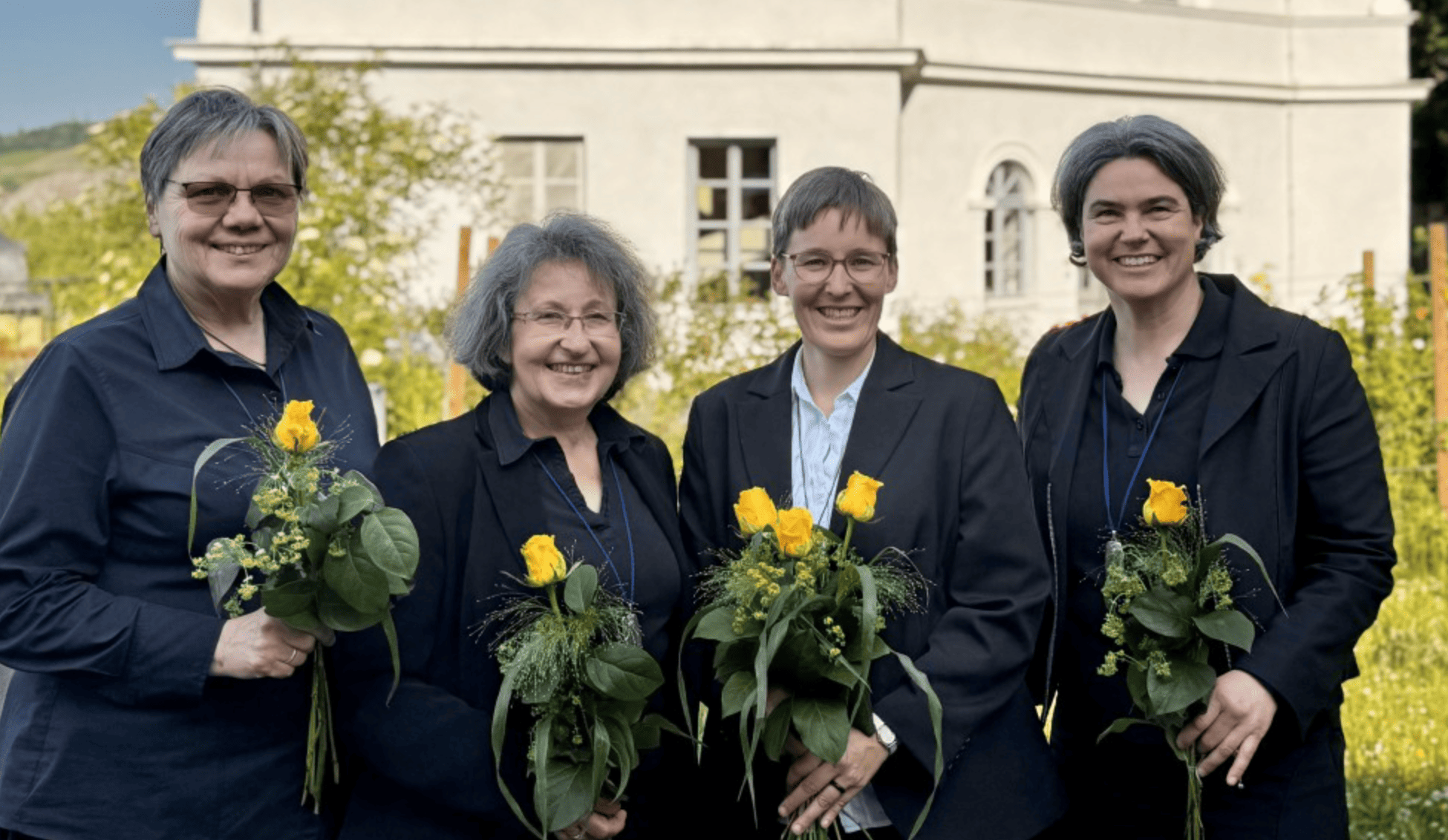 Bildunterschrift neue Leitung: Das neu gewählte Leitungsteam der Oberzeller Franziskanerinnen (von links): die Rätinnen Sr. Teresa Weimert und Sr. Rut Gerlach, Generaloberin Sr. Juliana Seelmann und Vikarin Sr. Beatrix Barth. Die offizielle Amtsübergabe ist für den Herbst geplant. Foto: Anja Mayer